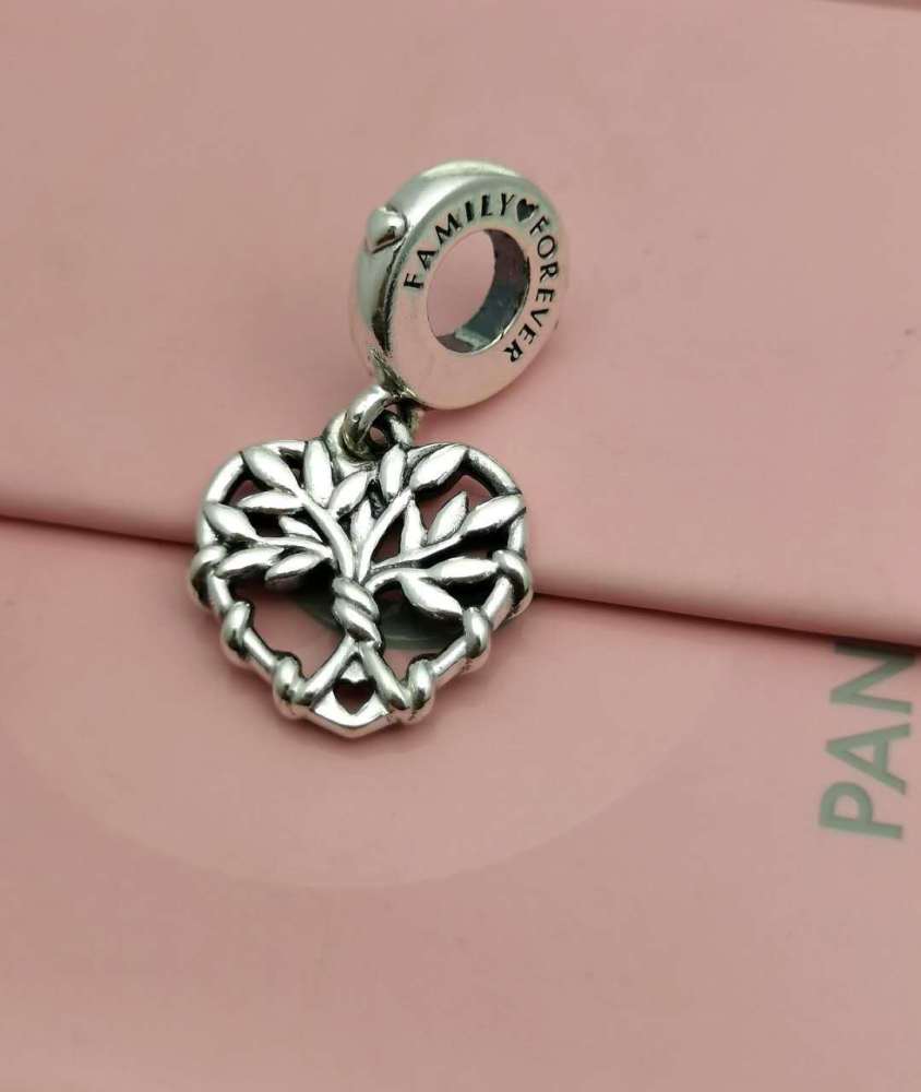 Pandora S925 Silver Heart Family Tree Dangle Charm