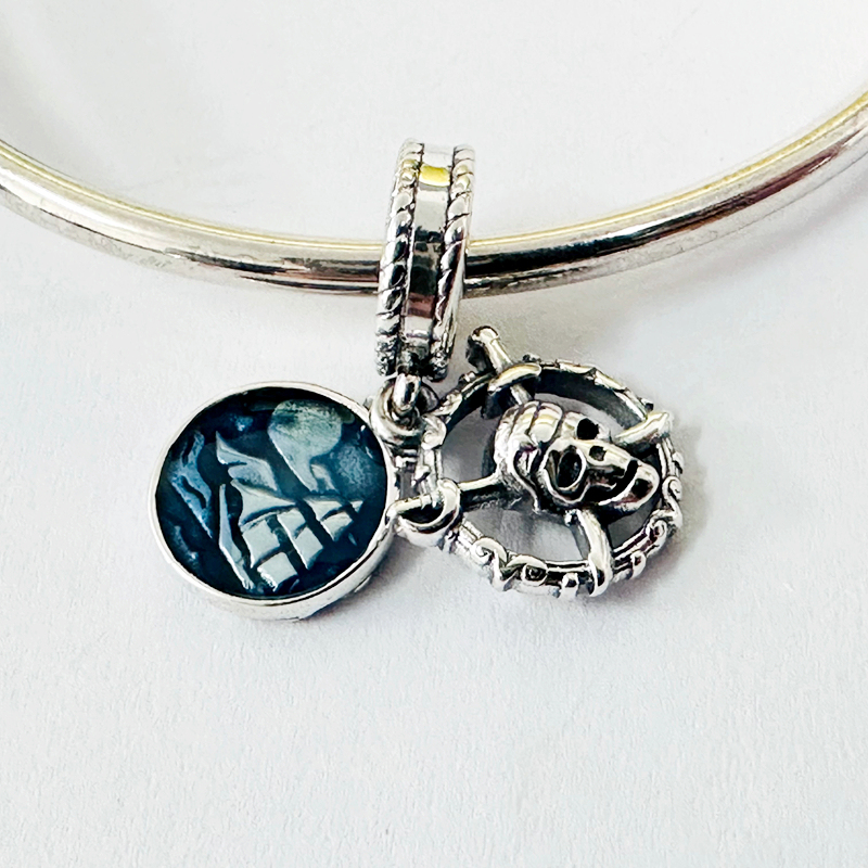 2022  xpandora  pirates of the caribbean dangle charm