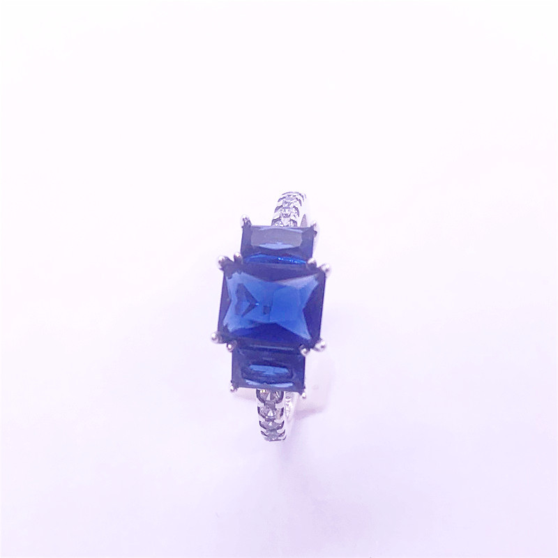 PANDORA Blue Rectangular Three Stone Sparkling Ring
