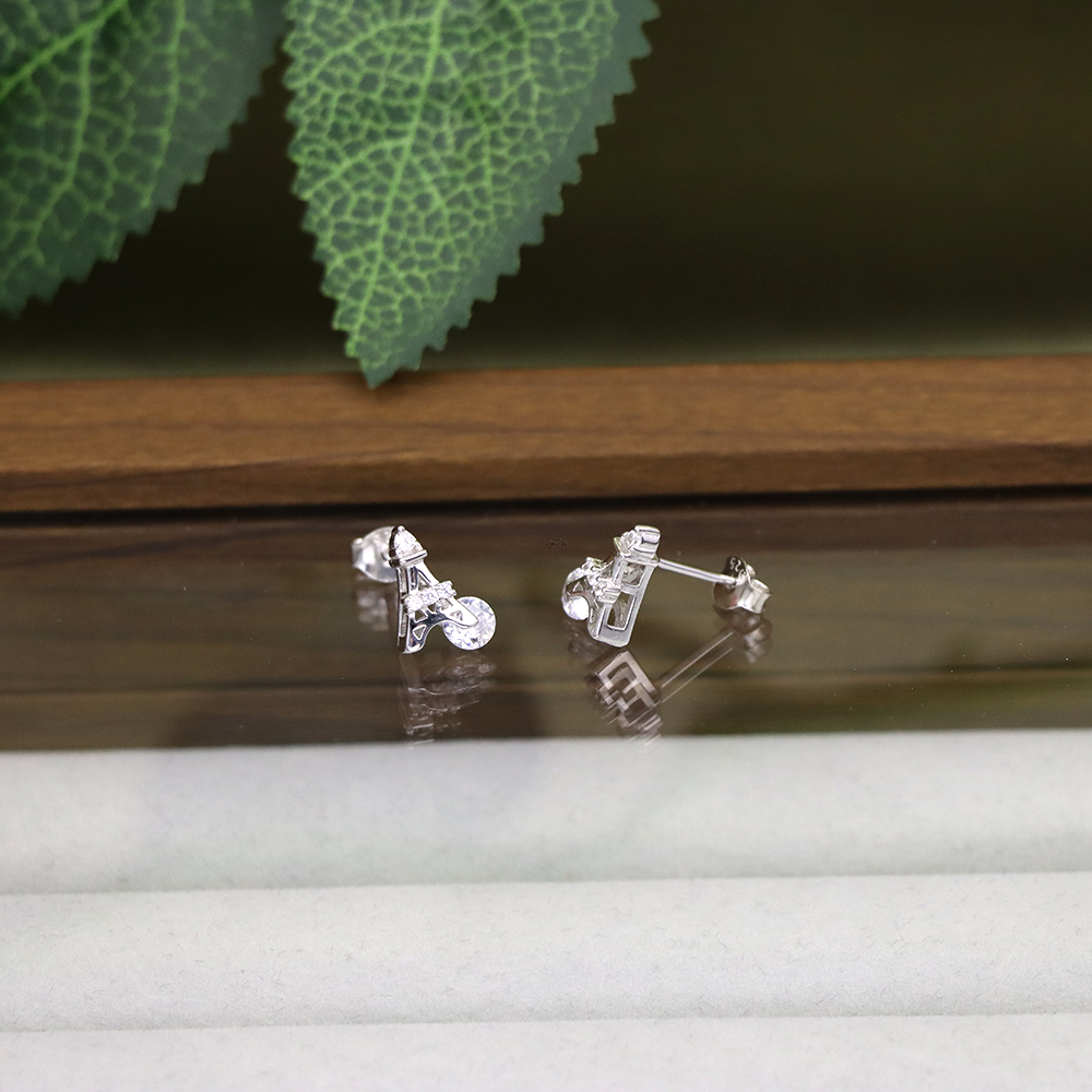 S925 Sterling Silver Eiffel Tower Stud Earrings for Women with CZ Diamonds