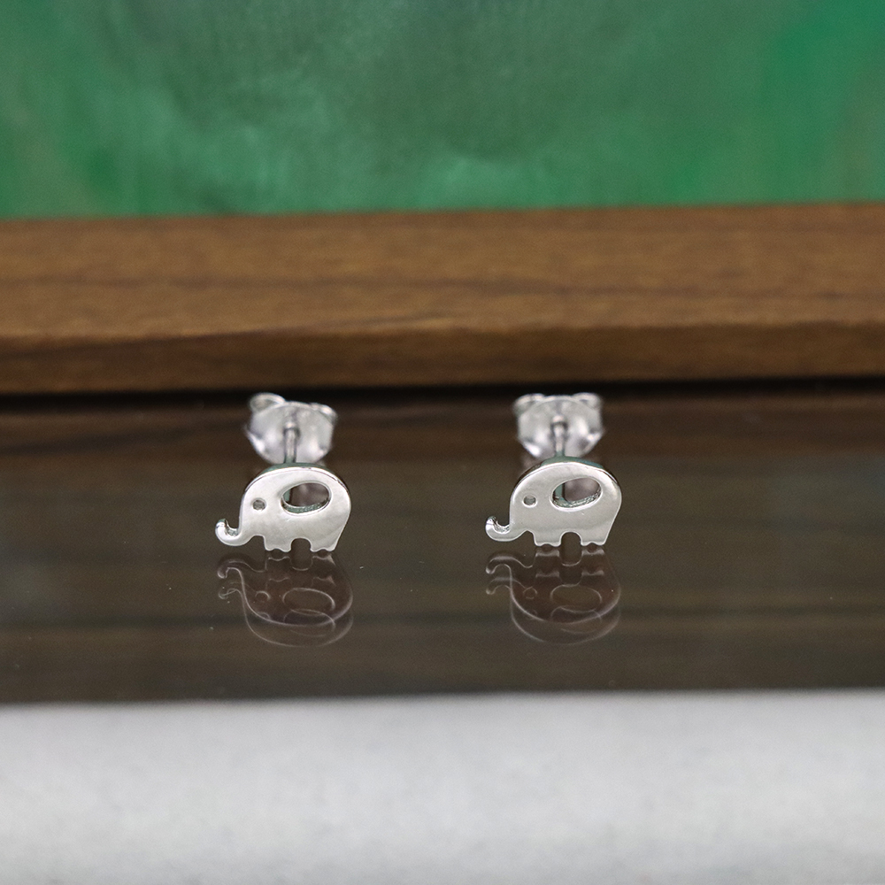 S925 Sterling Silver Elephant Stud Earrings for Women - Minimalist Animal Jewelry
