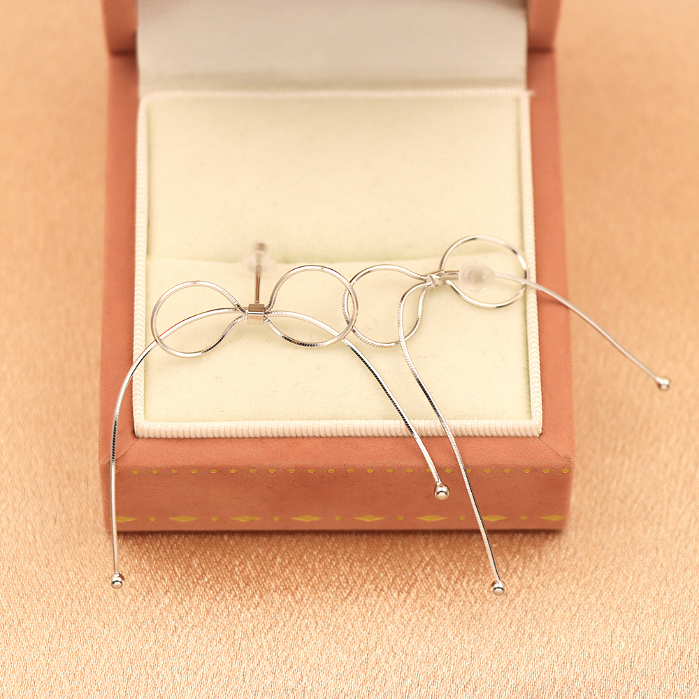 S925 Silver is questioned with bow earrings