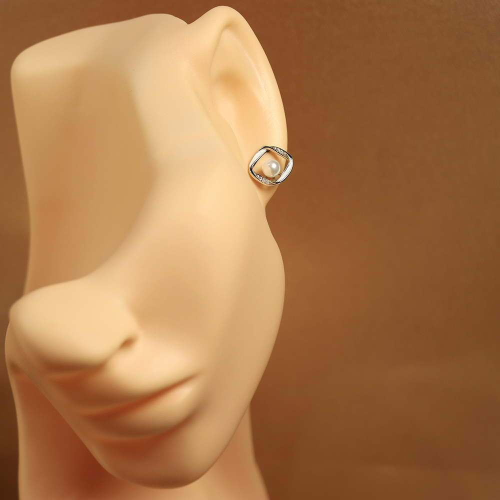 S925 Sterling Silver Pearl Stud Earrings – Geometric Design with Zirconia Accents