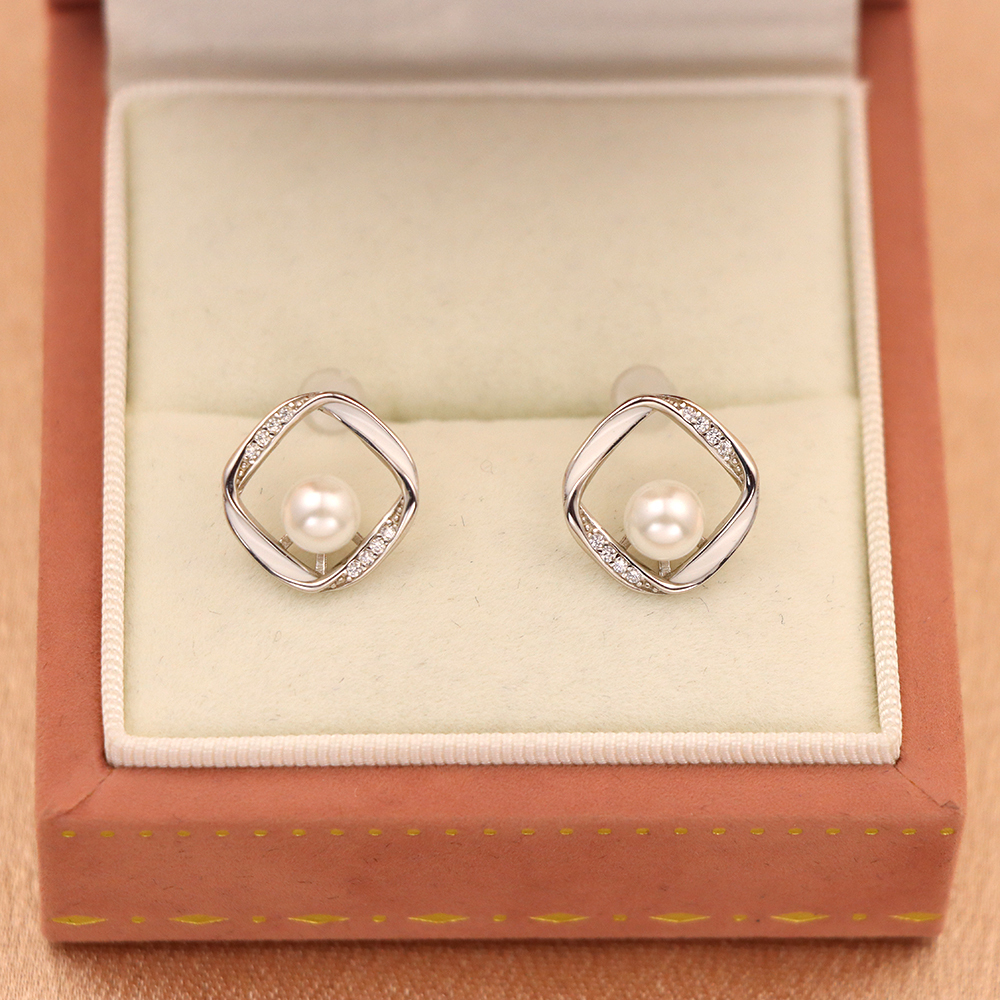 S925 Sterling Silver Pearl Stud Earrings – Geometric Design with Zirconia Accents