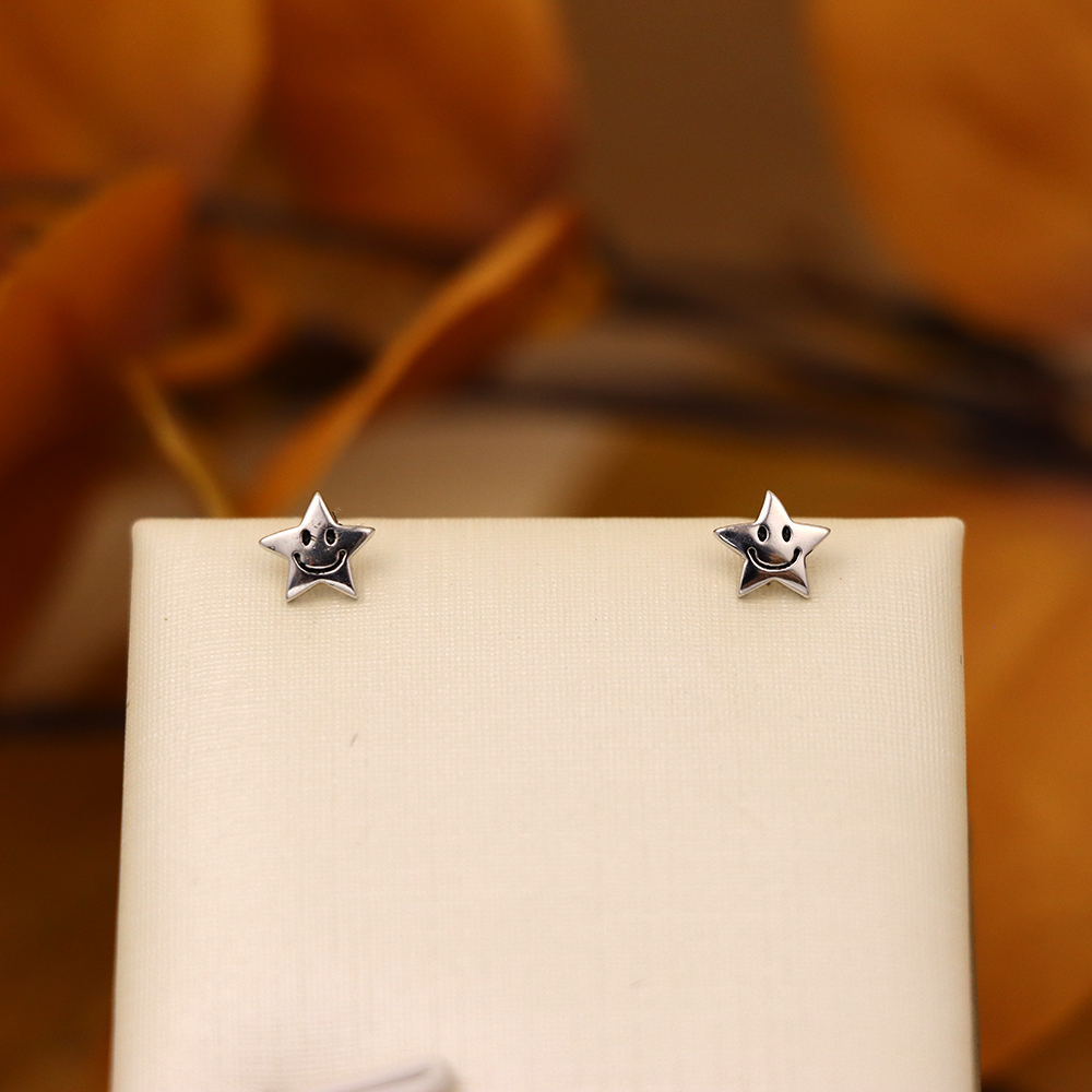 S925 Sterling silver cute smiling face five-pointed star earrings stud star earrings girl