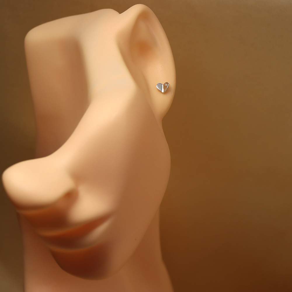 S925 Sterling Silver Minimalist Heart Stud Earrings - Cute Earrings
