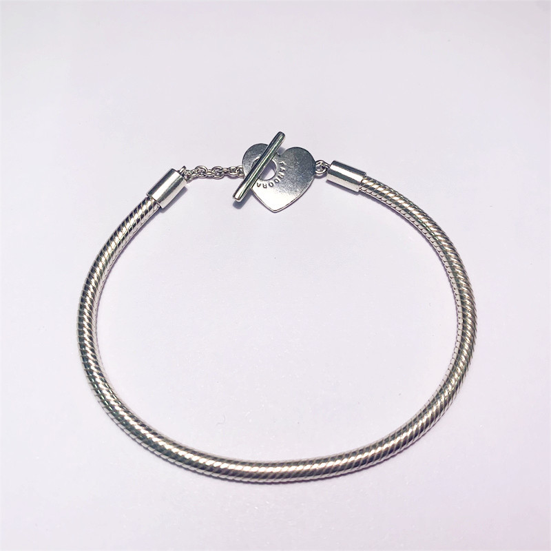 2021 Pandora Moments Heart T-Bar Snake Chain Charm Bracelet