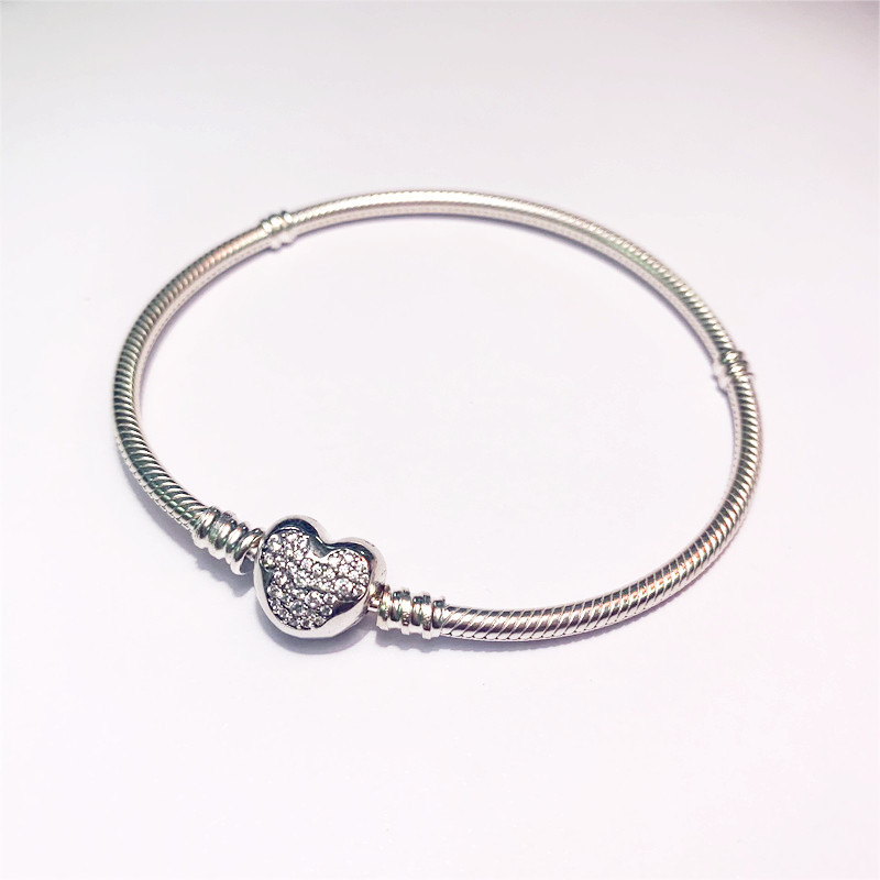 Pandora Moments Heart Clasp Mickey Mouse Snake Chain Bracelet
