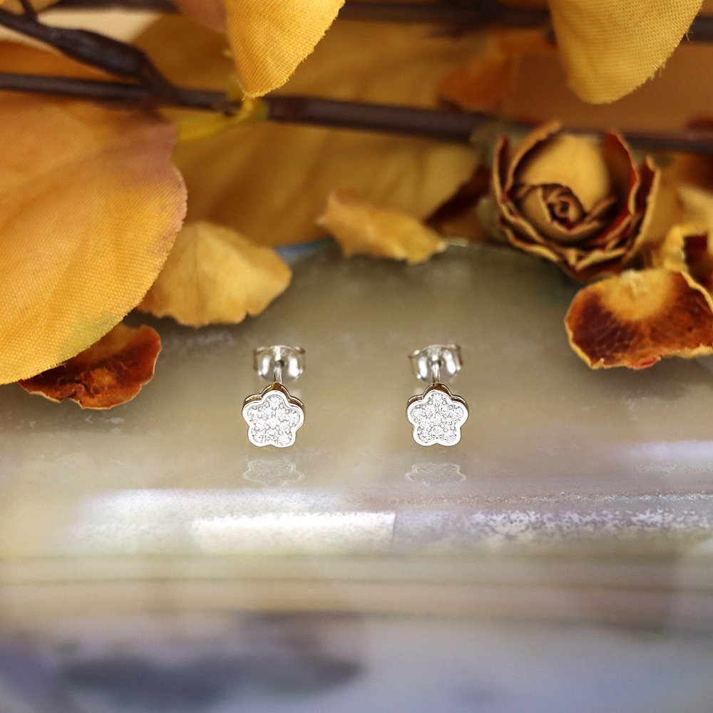 S925 Sterling Silver Small Flower Stud Earrings - Minimalist Earrings with Diamonds