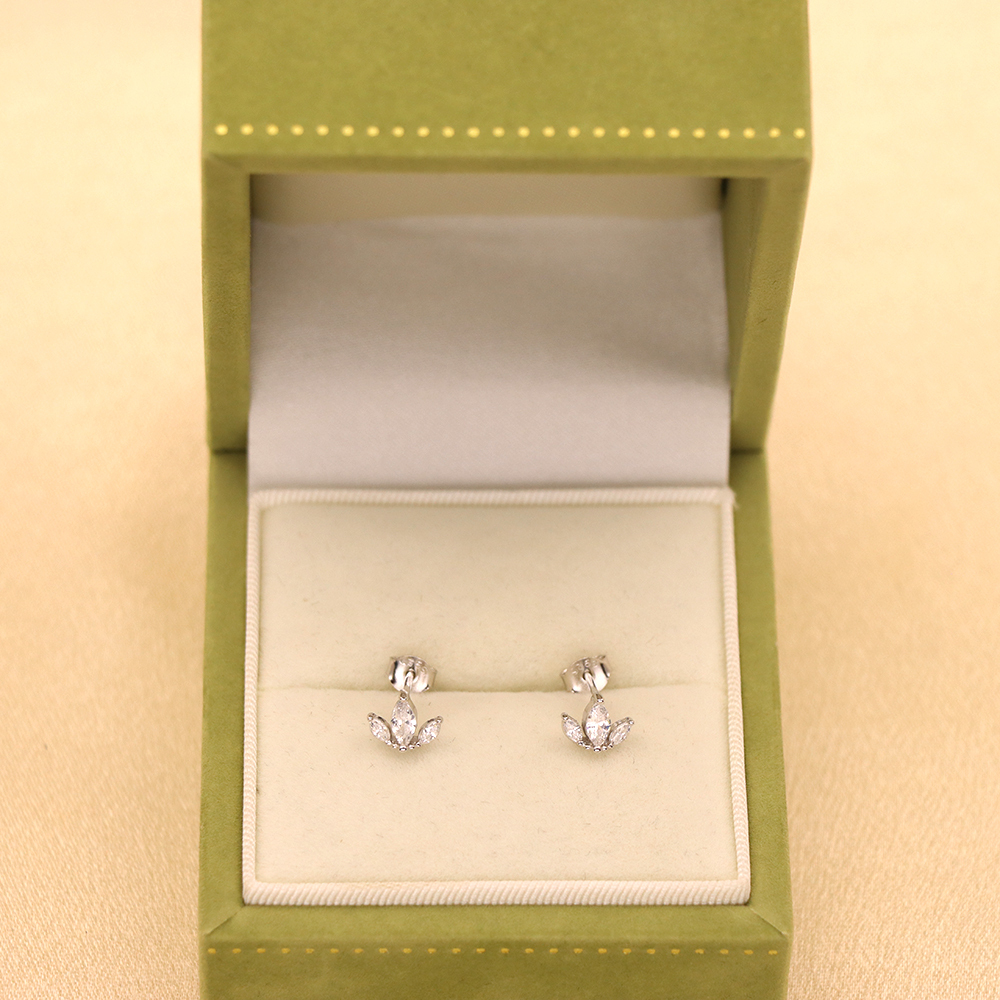 S925 Sterling Silver Crown Stud Earrings
