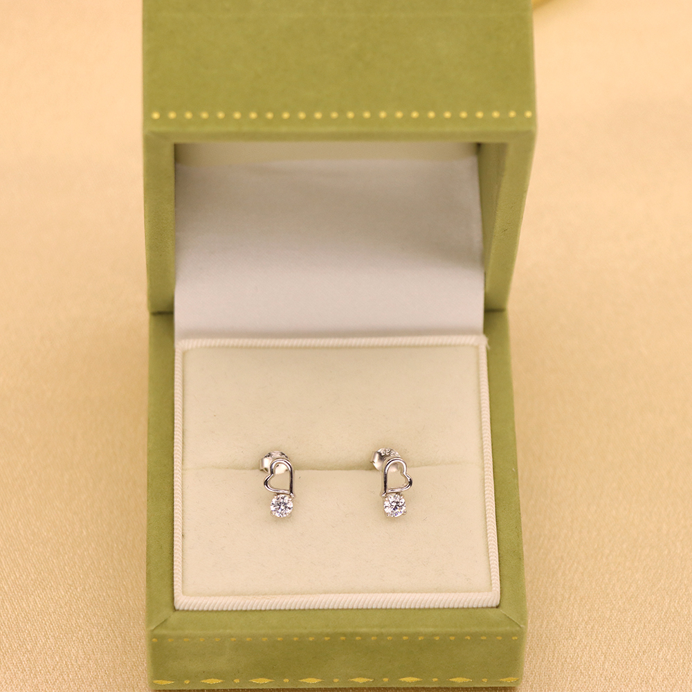 S925 Sterling Silver Hollow Heart Stud Earrings