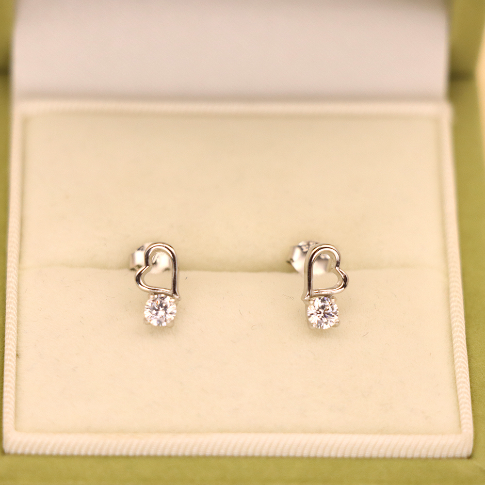 S925 Sterling Silver Hollow Heart Stud Earrings