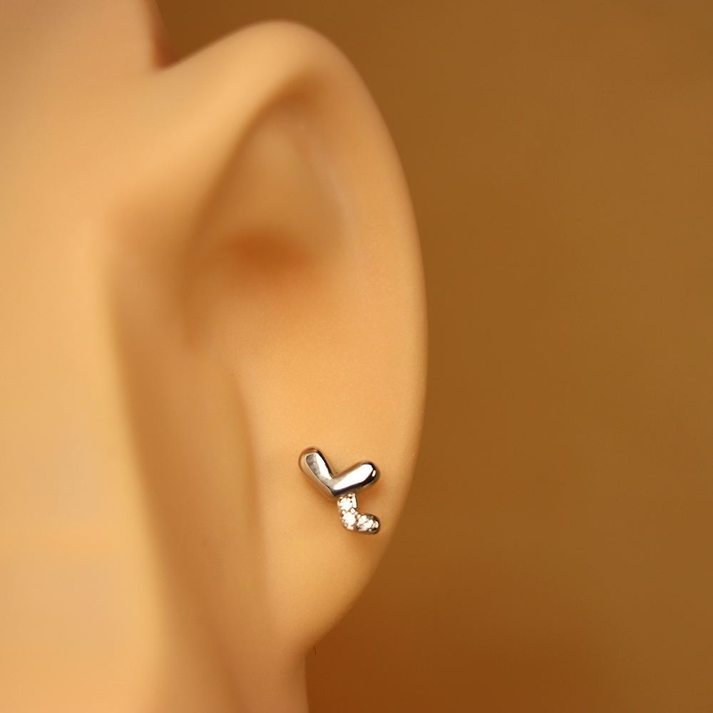 S925 Sterling Silver Heart Stud Earrings with Diamonds - Heart-Shaped Earrings