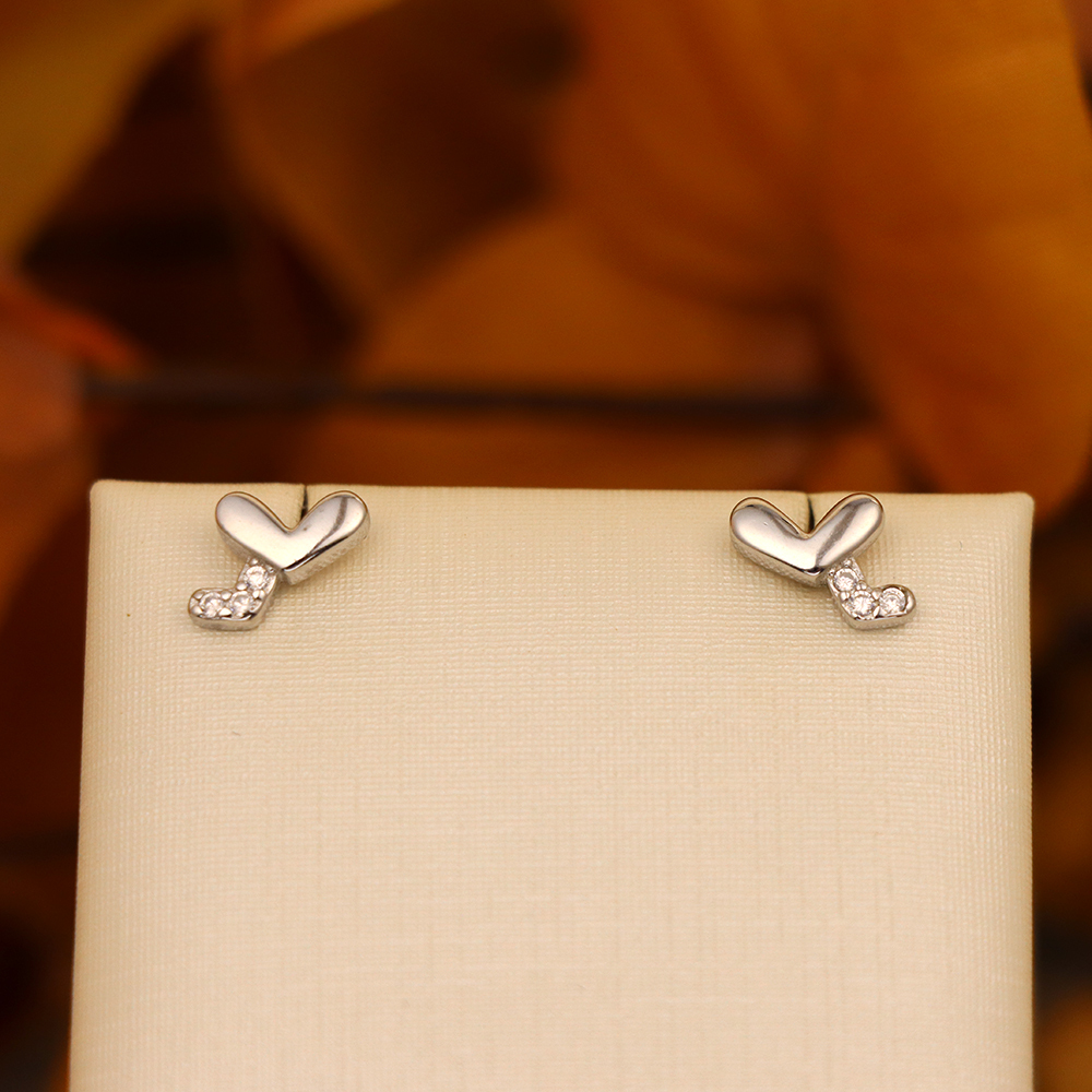 S925 Sterling Silver Heart Stud Earrings with Diamonds - Heart-Shaped Earrings