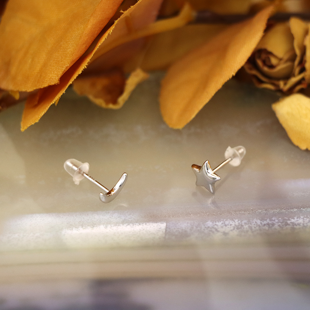 Solid 925 Sterling Silver Earrings (Stud) Moon & Star Design New