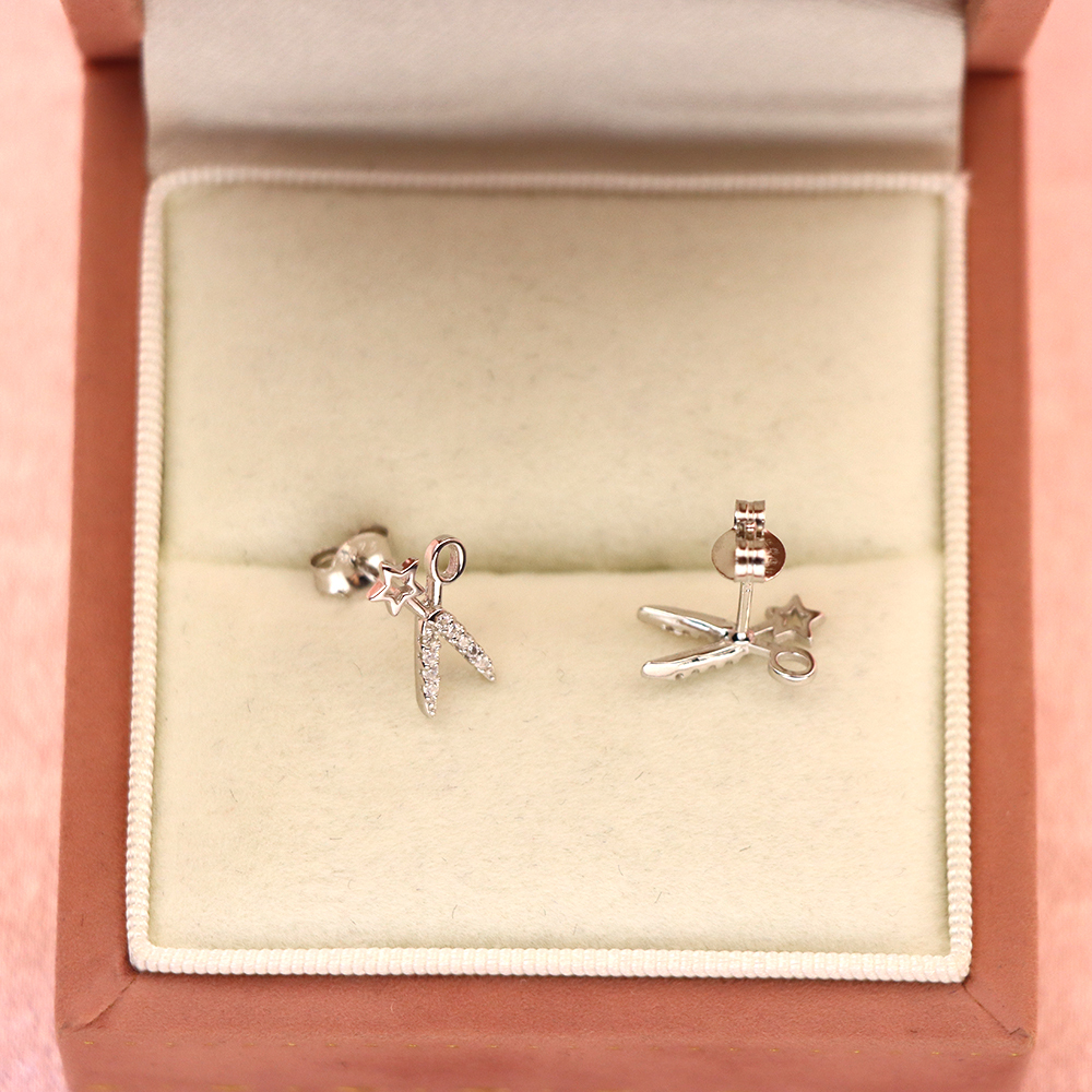 S925 Sterling Silver Star - and - Scissors - shaped Stud Earrings