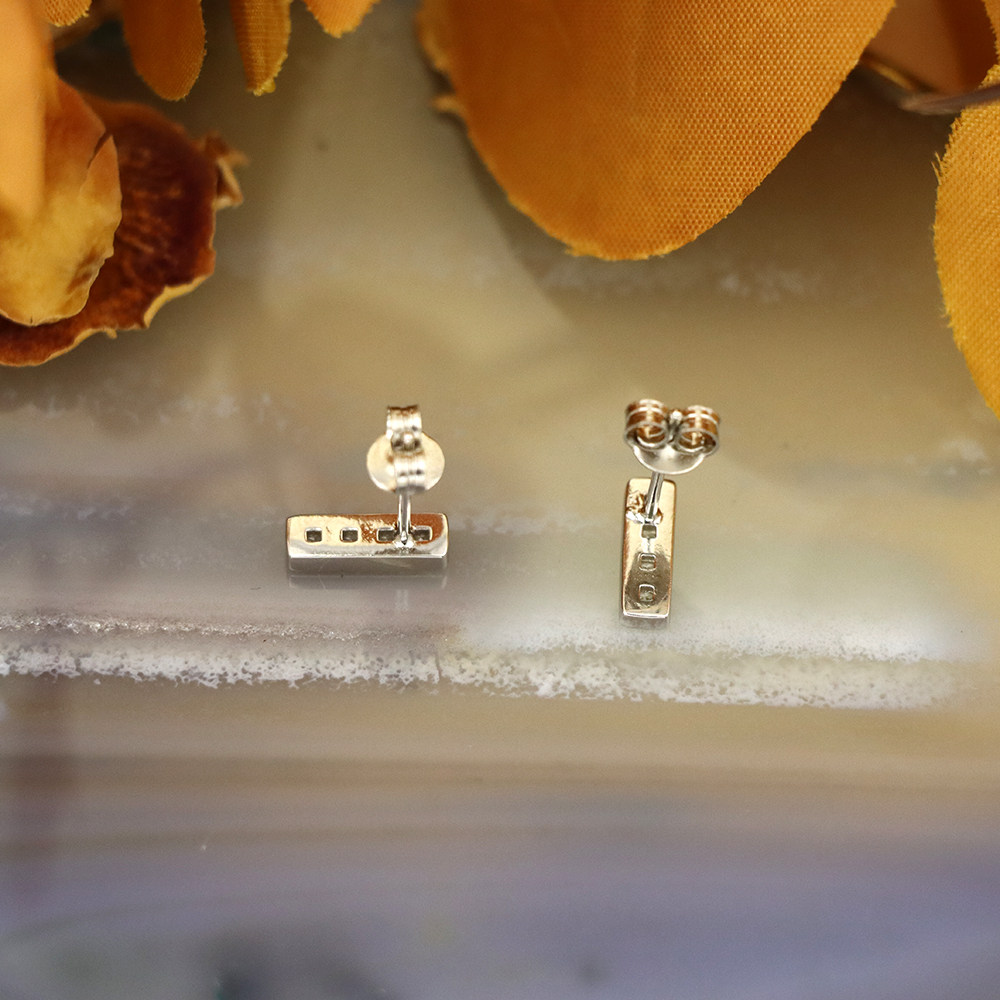 S925 Sterling Silver Geometric Earrings Inlaid with Diamonds