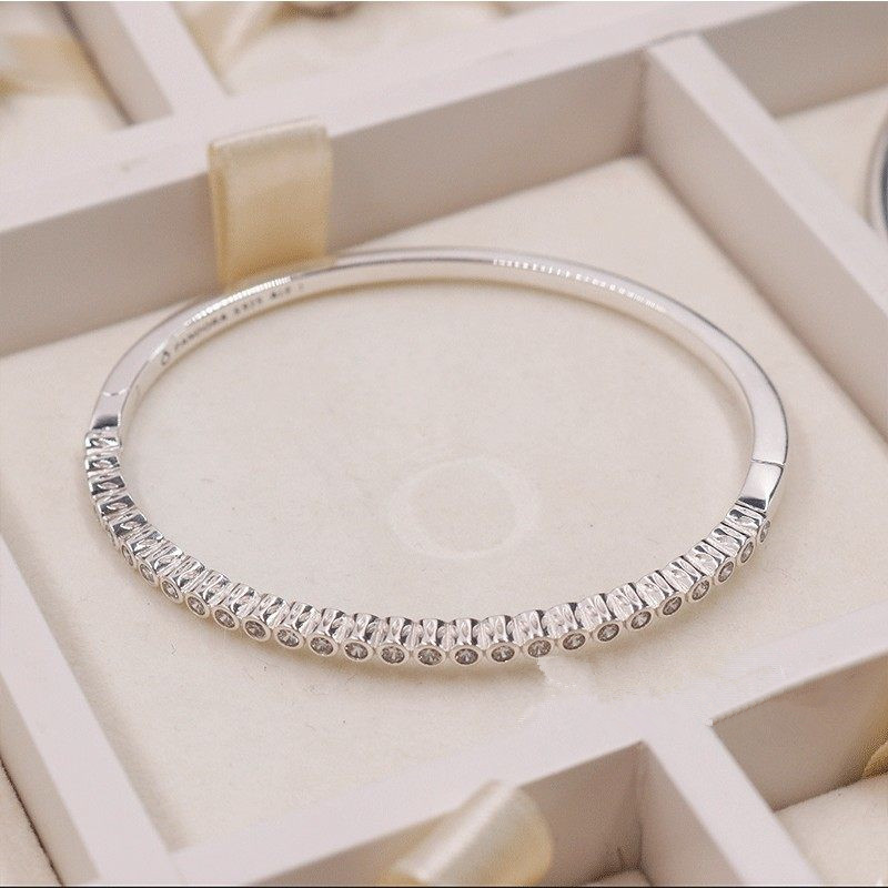 Pandora S925 ALE SILVER ALLURING BRILLIANT BANGLE BRACELET