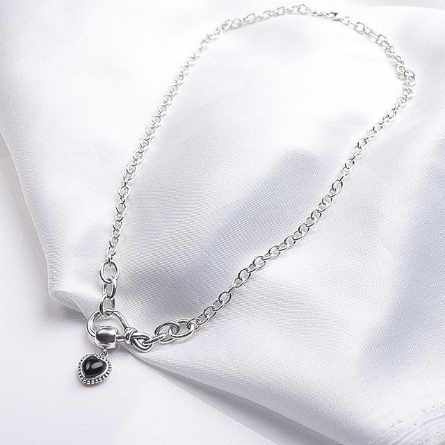 Pandora Chunky Infinity Knot Chain Black heart necklace with eternal symbol