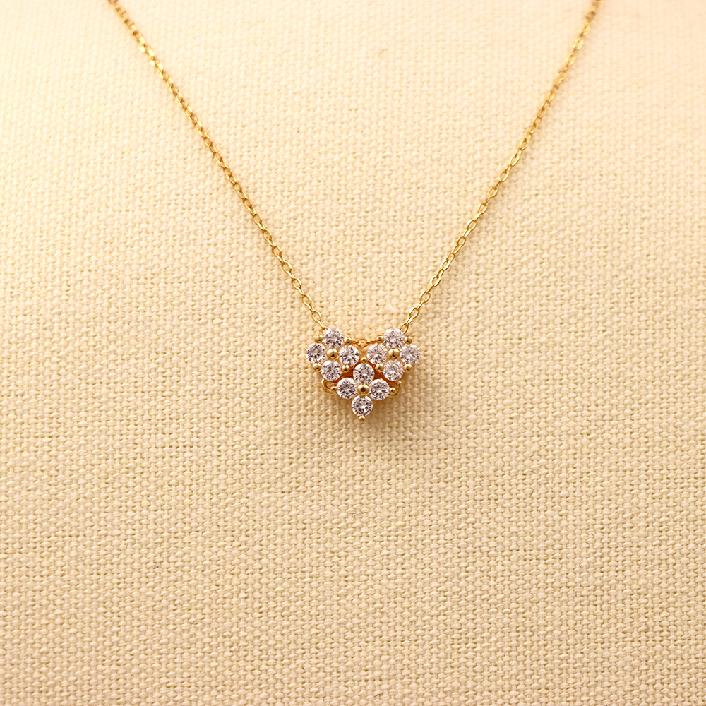 S925 Sterling Silver Heart - shaped Collarbone Necklace for Women
