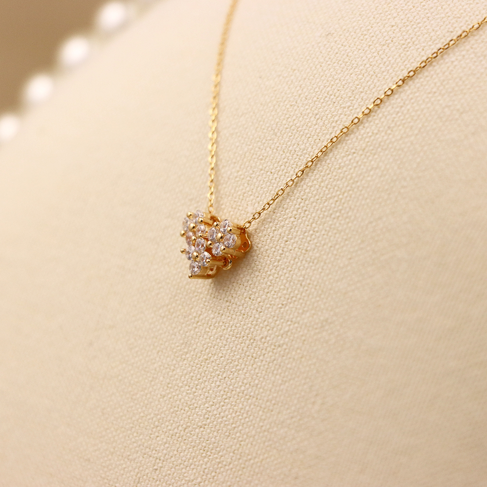 S925 Sterling Silver Heart - shaped Collarbone Necklace for Women