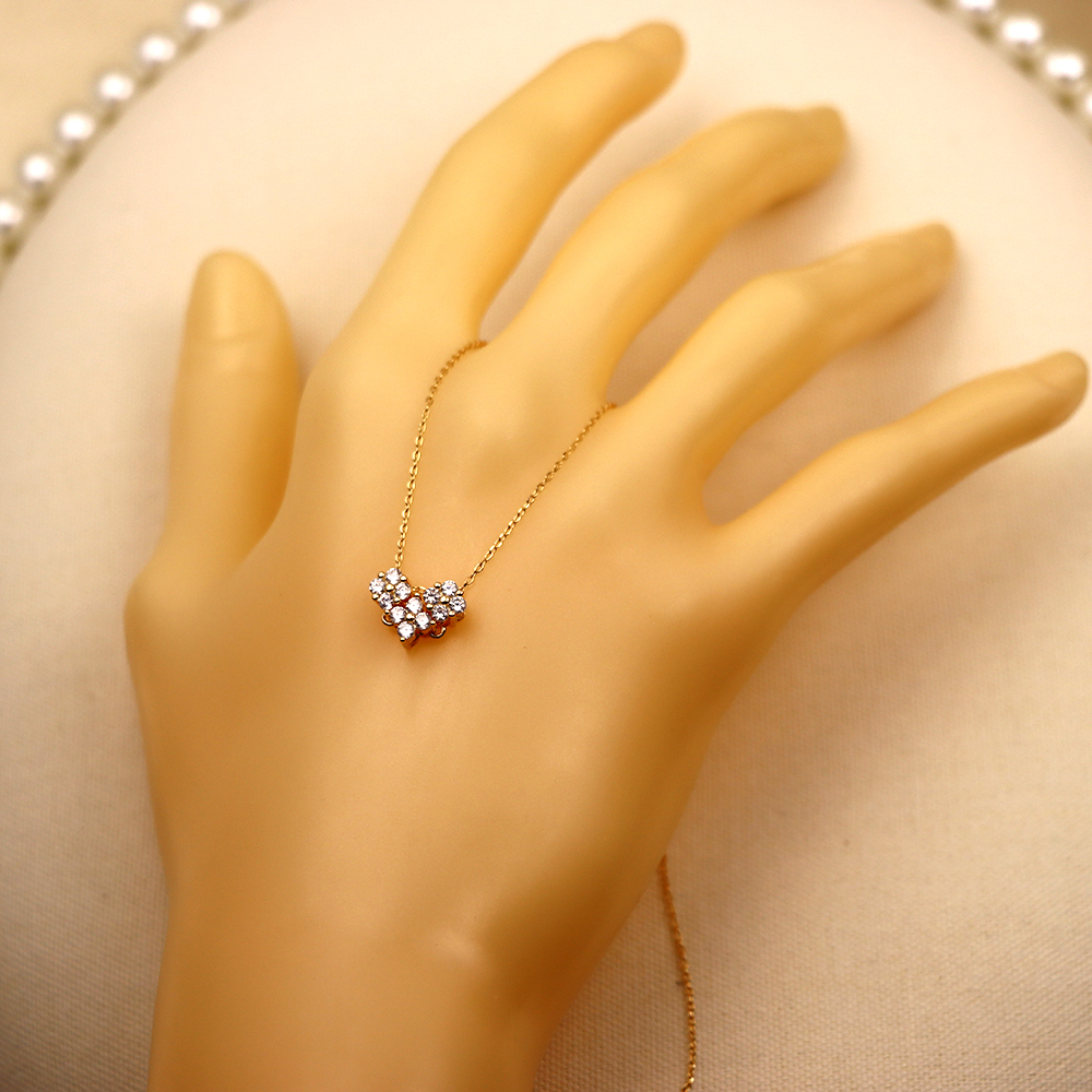 S925 Sterling Silver Heart - shaped Collarbone Necklace for Women