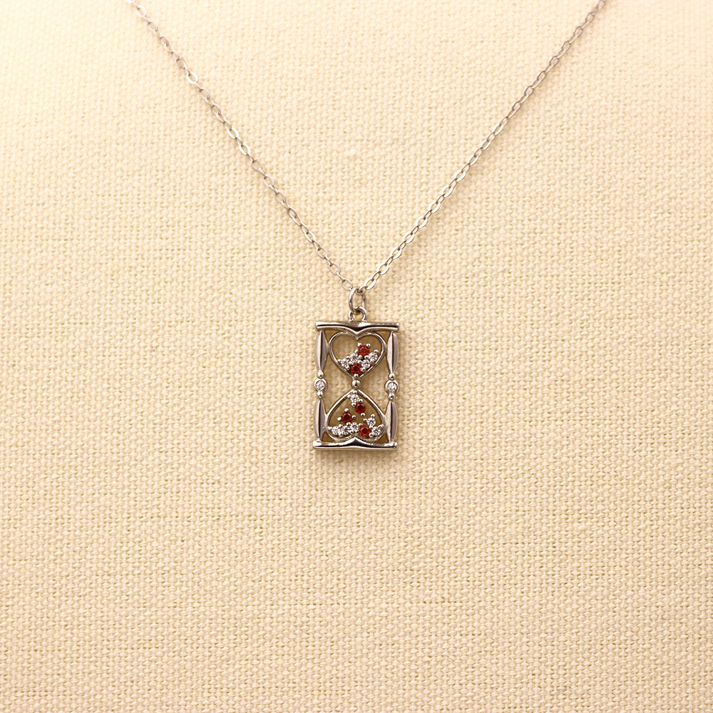 S925 Sterling Silver Heart-shaped Hourglass Necklace for Women
