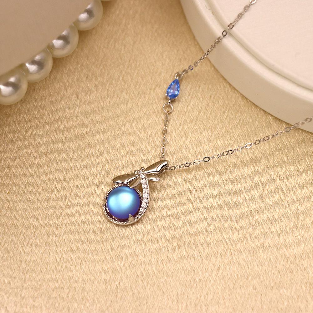 S925 Sterling Silver Dragonfly Necklace Micro-set Moonstone Collarbone Pendant