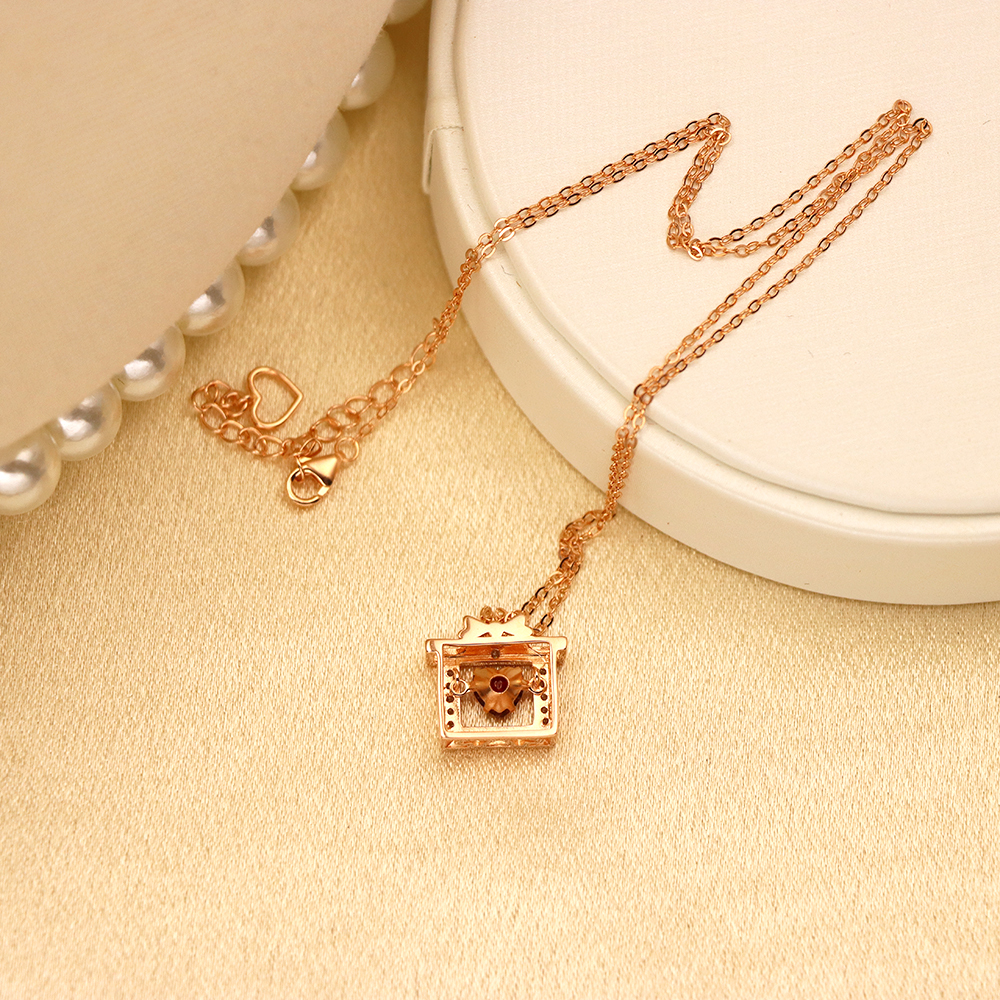 S925 Sterling Silver Heart-shaped Cubic Zirconia Necklace for Women