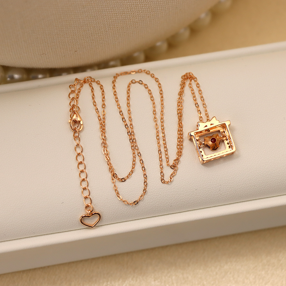S925 Sterling Silver Heart-shaped Cubic Zirconia Necklace for Women