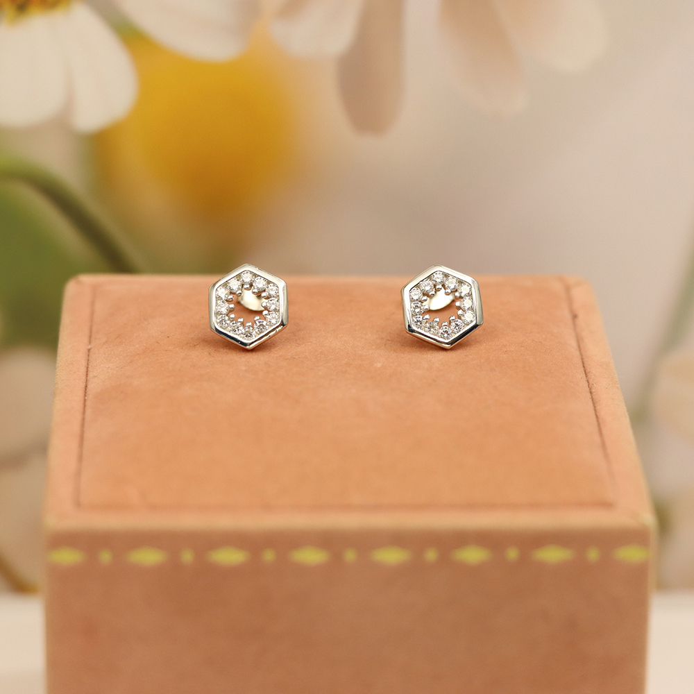 S925 Sterling Silver Rhombus Stud Earrings for Women - Hollow & Exquisite Design, High - End Daily Jewelry