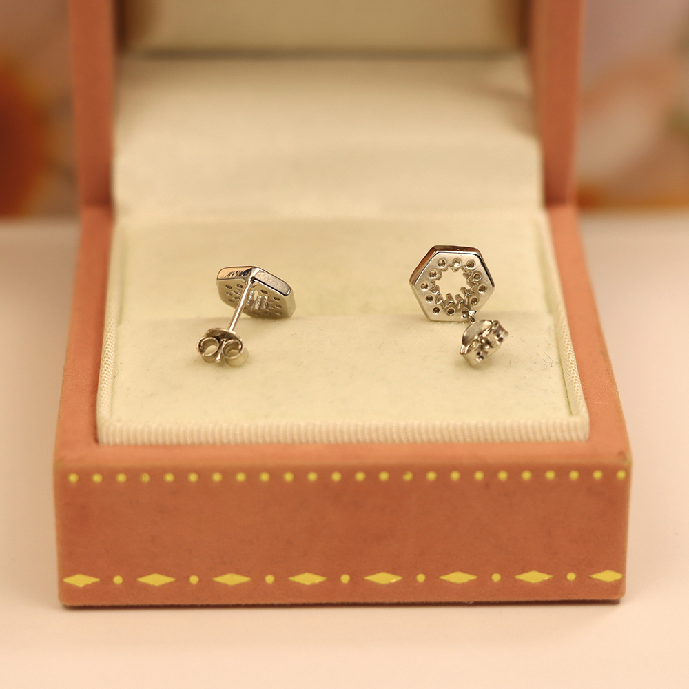 S925 Sterling Silver Rhombus Stud Earrings for Women - Hollow & Exquisite Design, High - End Daily Jewelry