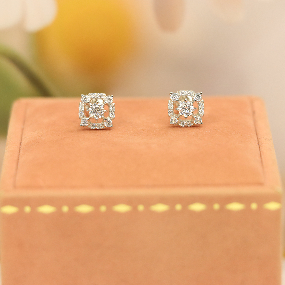 S925 Sterling Silver Geometric Stud Earrings with Diamond Inlays - Stylish and Elegant Daily Jewelry for Women