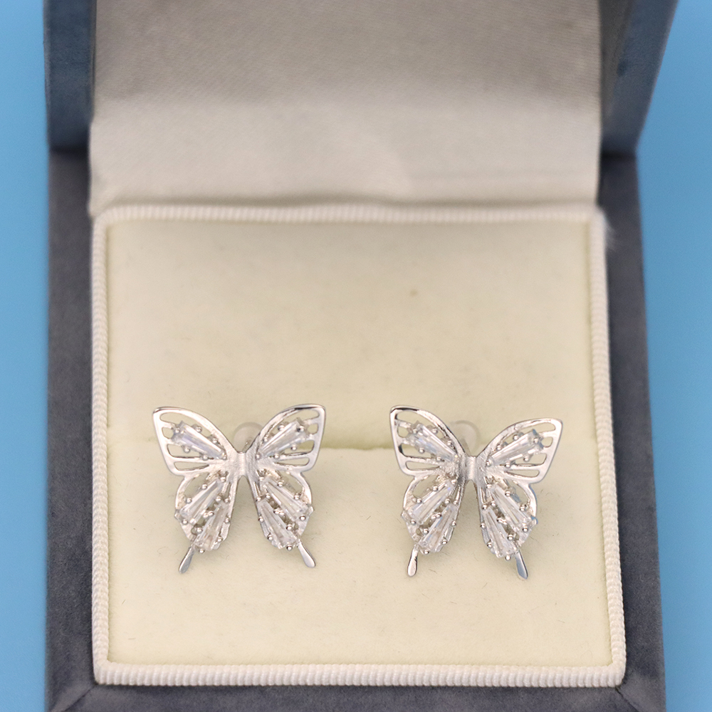 S925 Sterling Silver Cubic Zirconia Butterfly-shaped Stud Earrings for Women