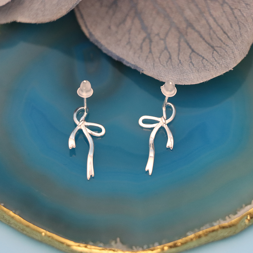 S925 Sterling Silver Bow-shaped Stud Earrings for Women