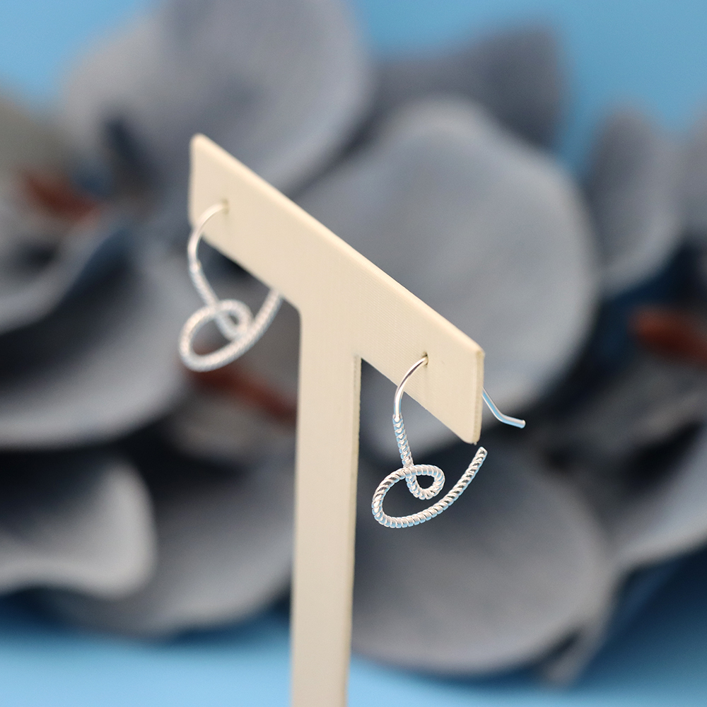 S925 Silver Twisted Heart-shaped Ear Hooks for Women
