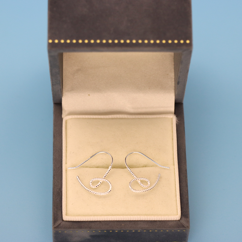 S925 Silver Twisted Heart-shaped Ear Hooks for Women