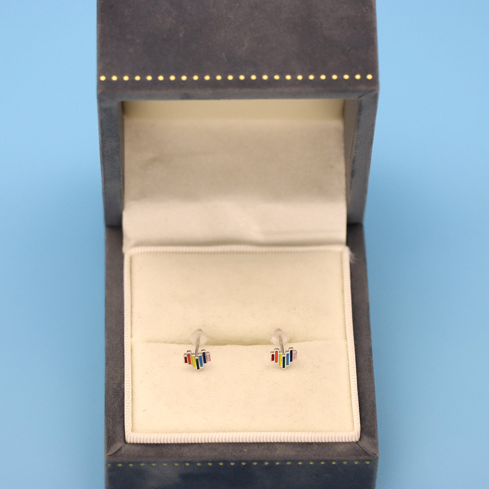 S925 Sterling Silver Exquisite Strip-shaped Rainbow Heart-shaped Stud Earrings