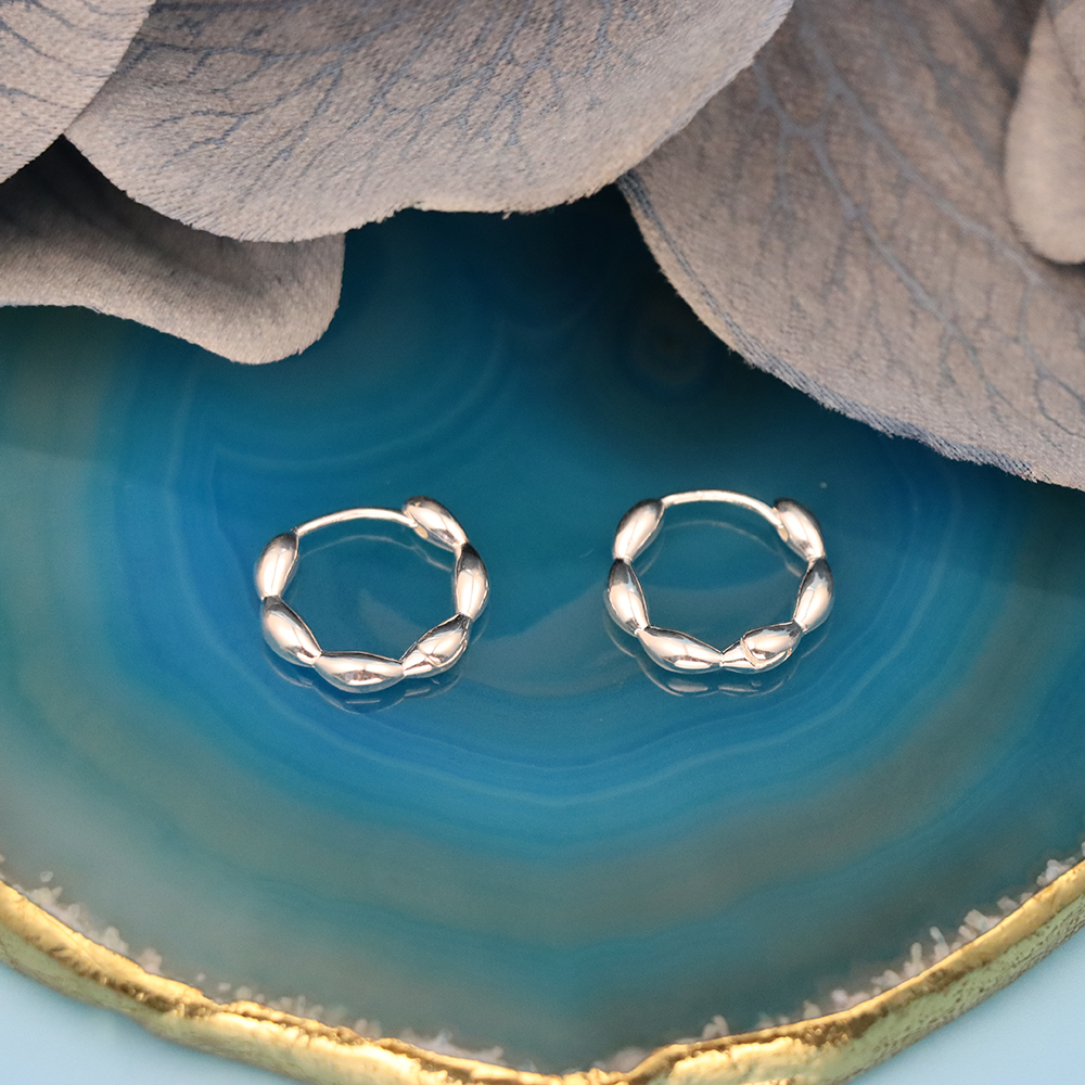S925 Sterling Silver Simple Hoop Earrings with Rice-shaped and Olive-shaped Bead
