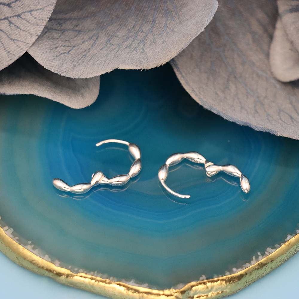 S925 Sterling Silver Simple Hoop Earrings with Rice-shaped and Olive-shaped Bead
