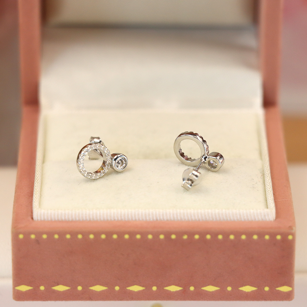 S925 Sterling Silver Round Hollow Stud Earrings with Full - Cut Zirconia - Elegant and Sparkling Jewelry for Women