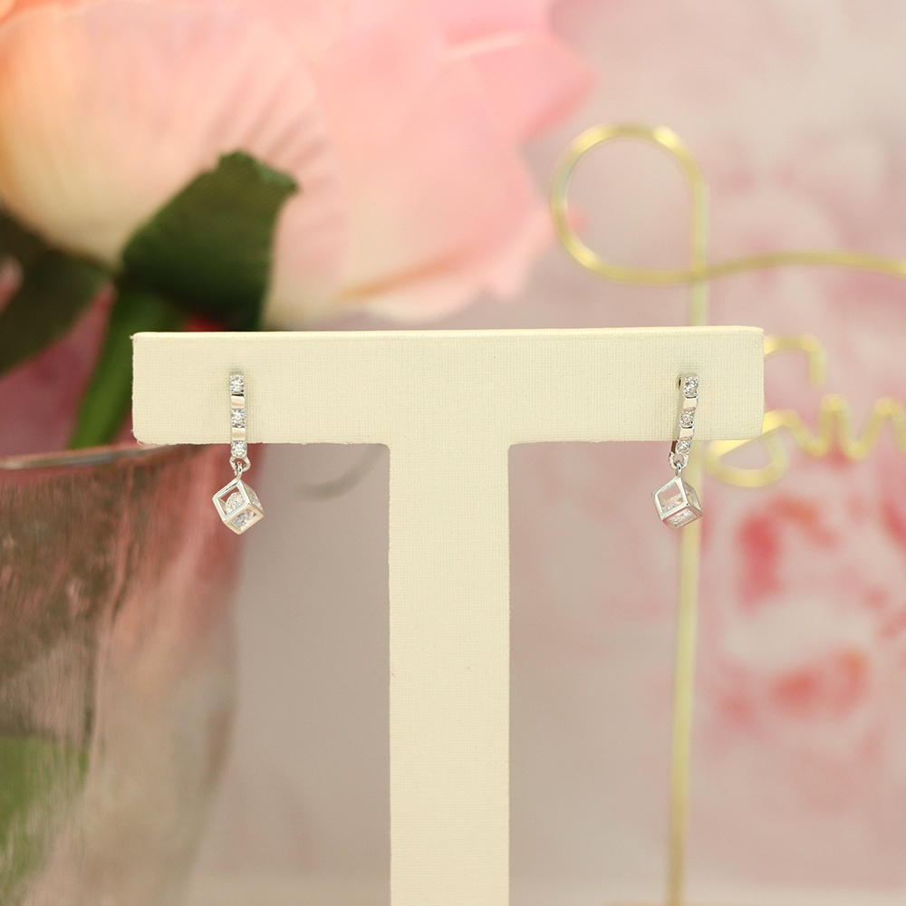 S925 Sterling Silver Stud Earrings with Diamond Inlays for Women - Elegant and Sparkling Dangle Earrings