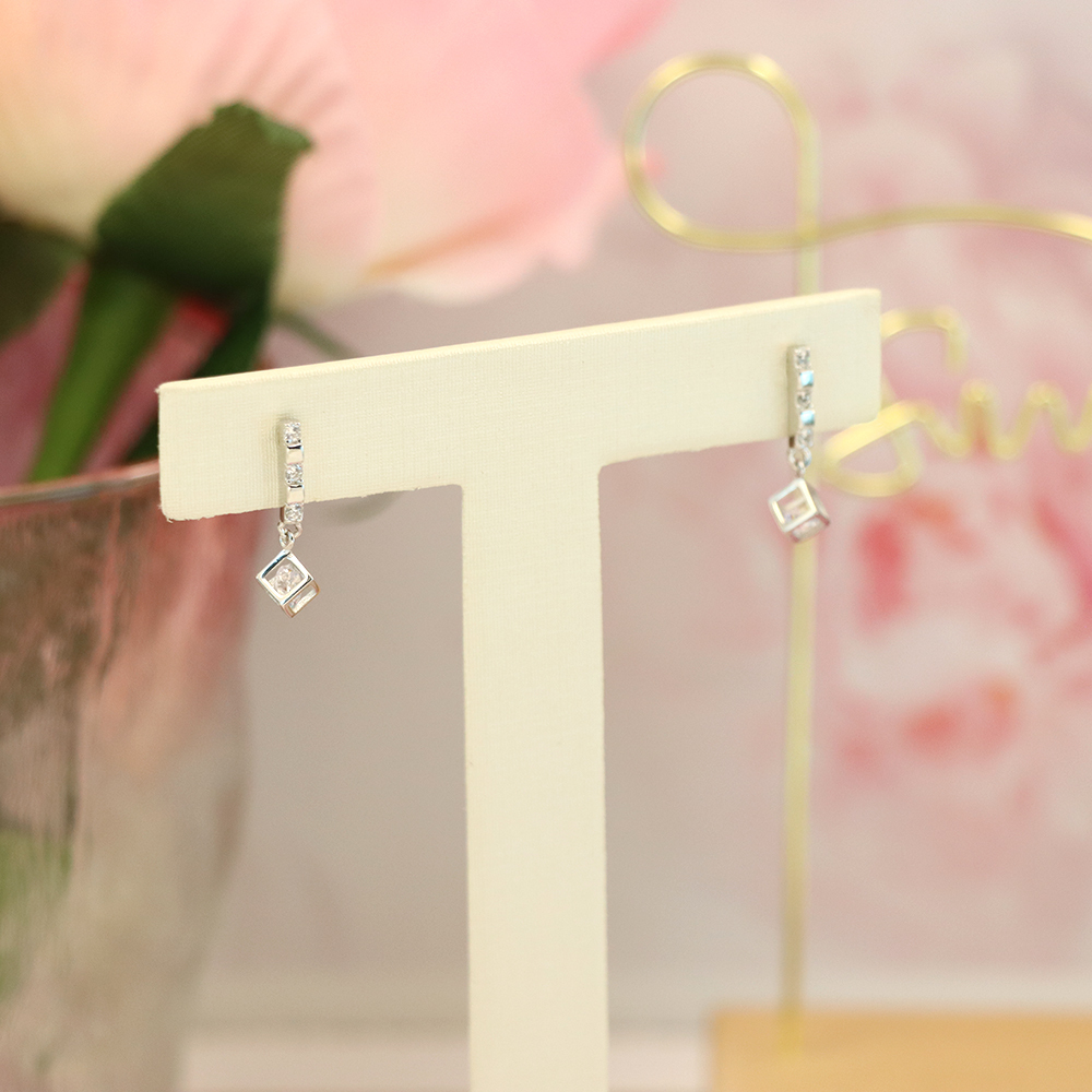 S925 Sterling Silver Stud Earrings with Diamond Inlays for Women - Elegant and Sparkling Dangle Earrings