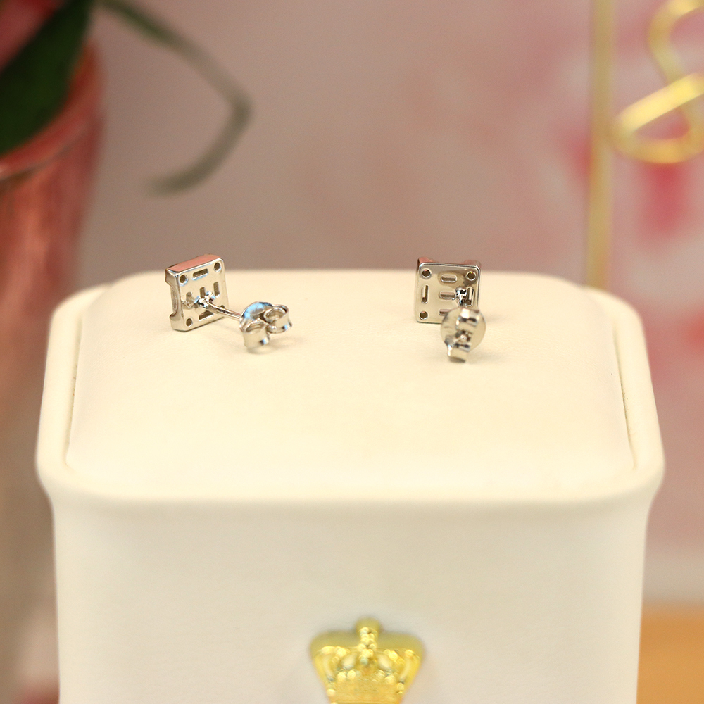 S925 Sterling Silver Snail Earrings - Miniature Dainty Studs, Whimsical Nature-Inspired Jewelry for Women
