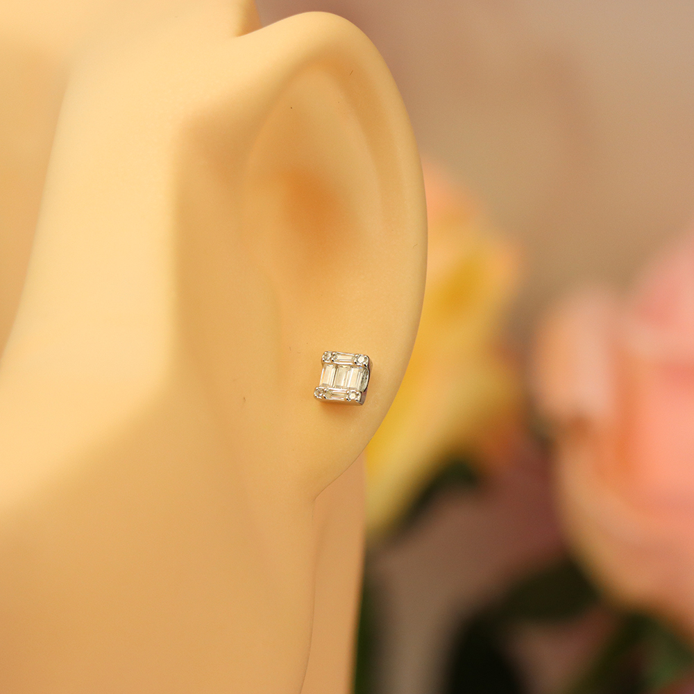 S925 Sterling Silver Snail Earrings - Miniature Dainty Studs, Whimsical Nature-Inspired Jewelry for Women
