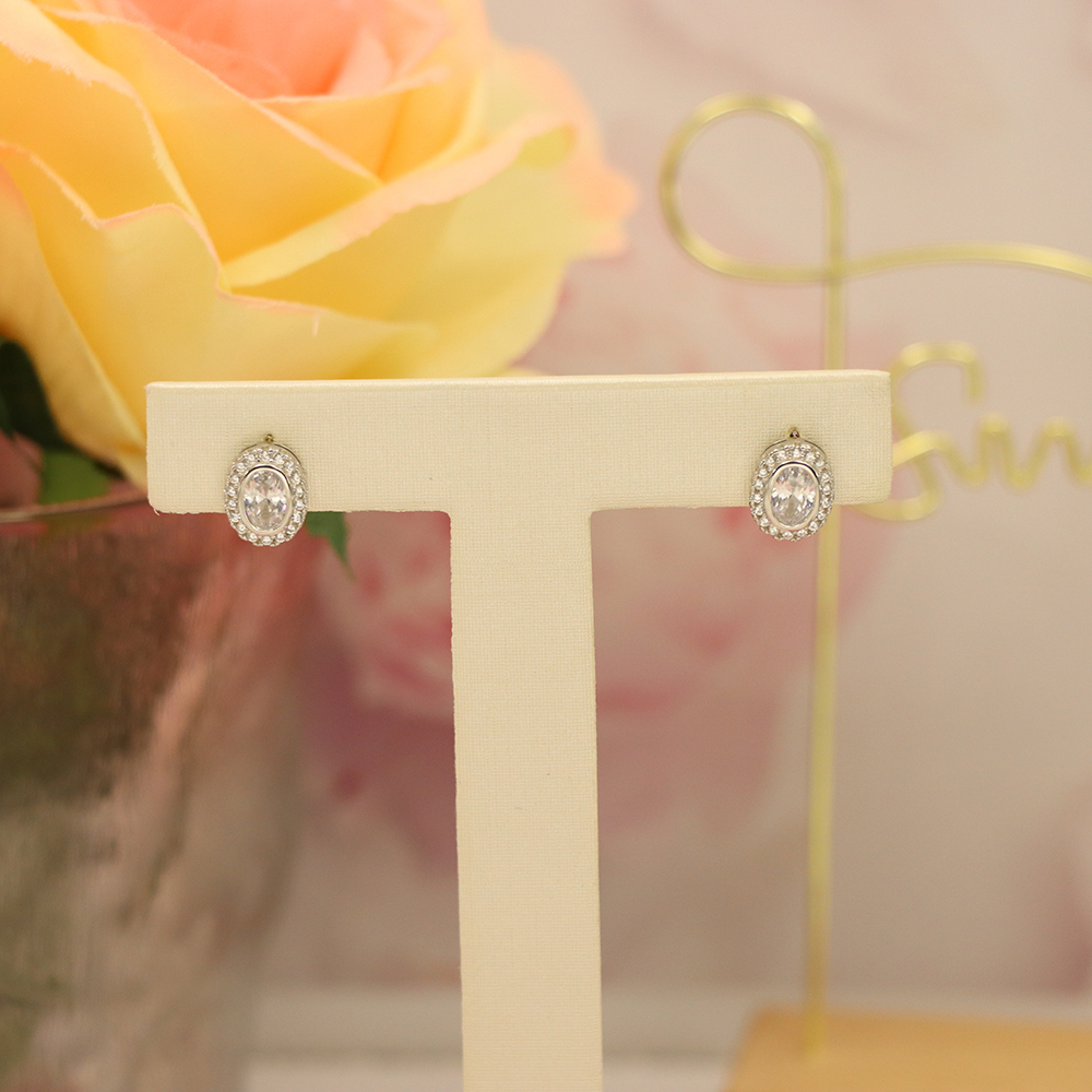 Dainty Oval Ear Studs, S925 Sterling Silver, Minimalist Elegance, Lightweight Luxury, Gift for Her