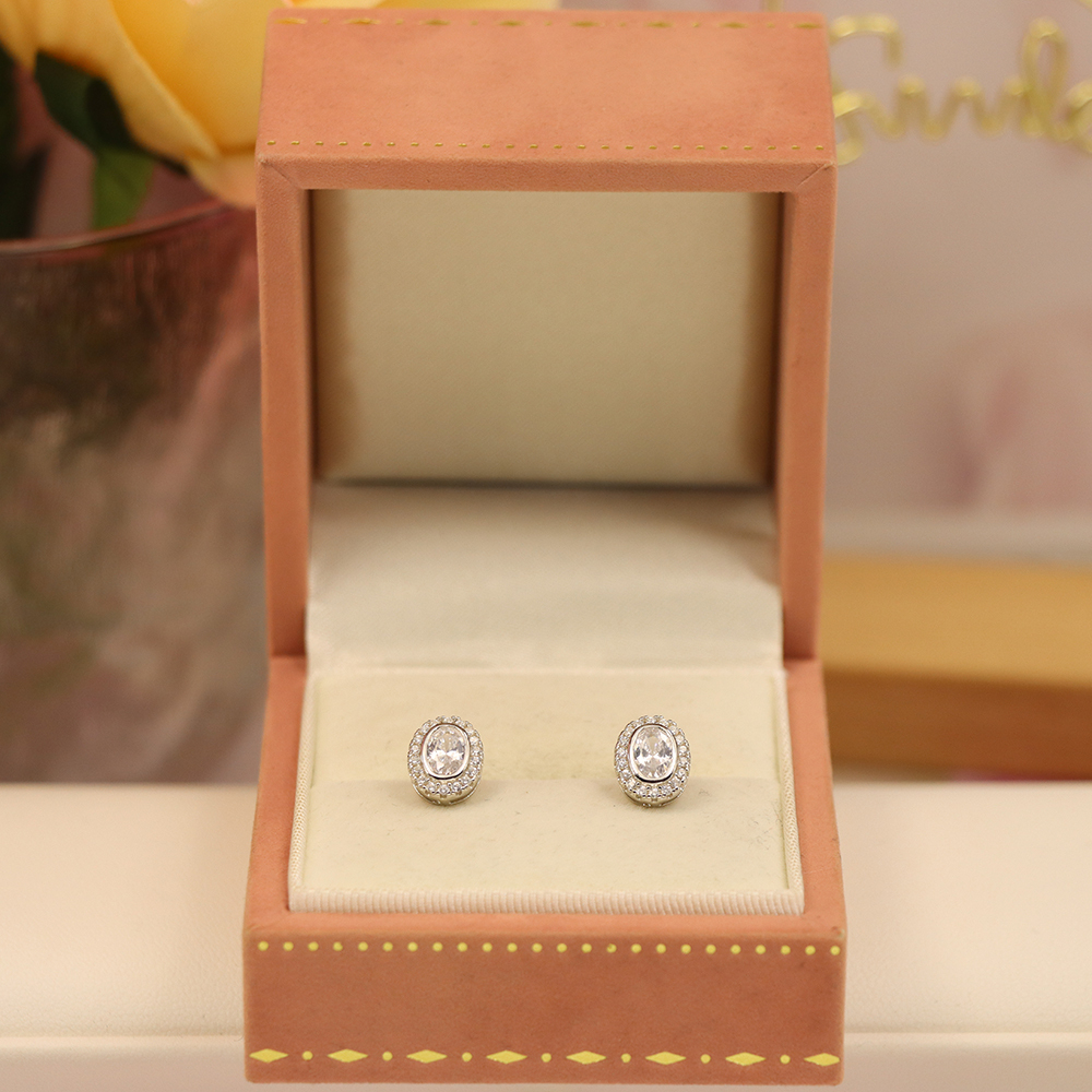 Dainty Oval Ear Studs, S925 Sterling Silver, Minimalist Elegance, Lightweight Luxury, Gift for Her