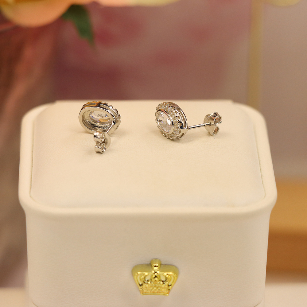 Dainty Oval Ear Studs, S925 Sterling Silver, Minimalist Elegance, Lightweight Luxury, Gift for Her