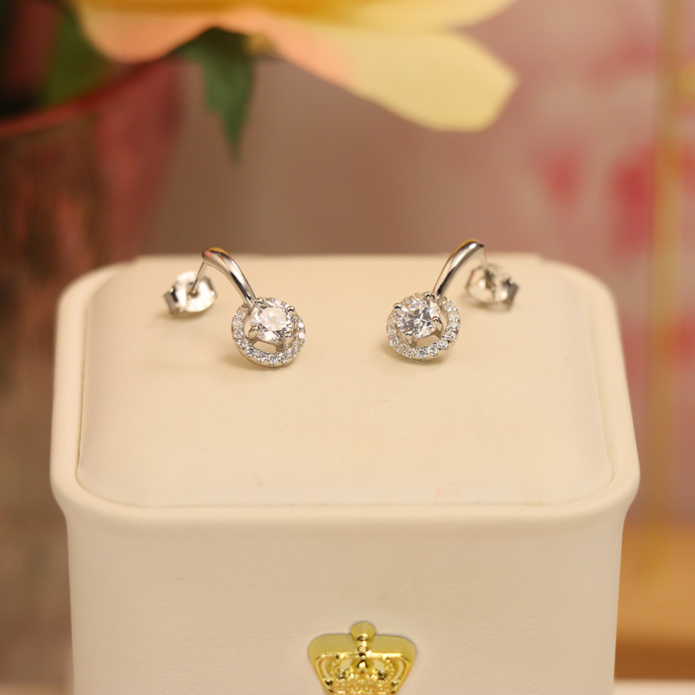 Sparkling Round Stud Earrings, S925 Sterling Silver Classic Circle Earrings, Dainty Timeless Gift for Women