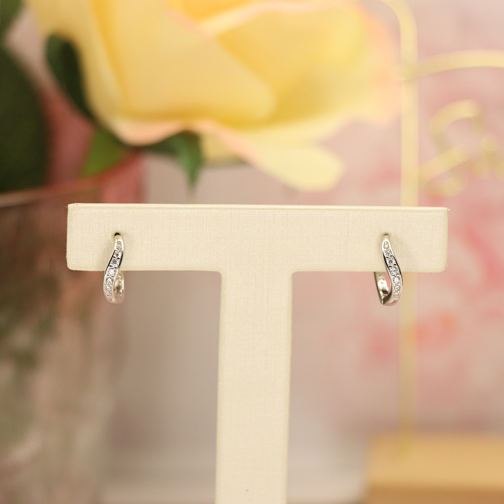 Sparkling Ear Cuff No Piercing, S925 Sterling Silver Zircon Body Jewelry, Dainty Modern Gift for Women & Girls